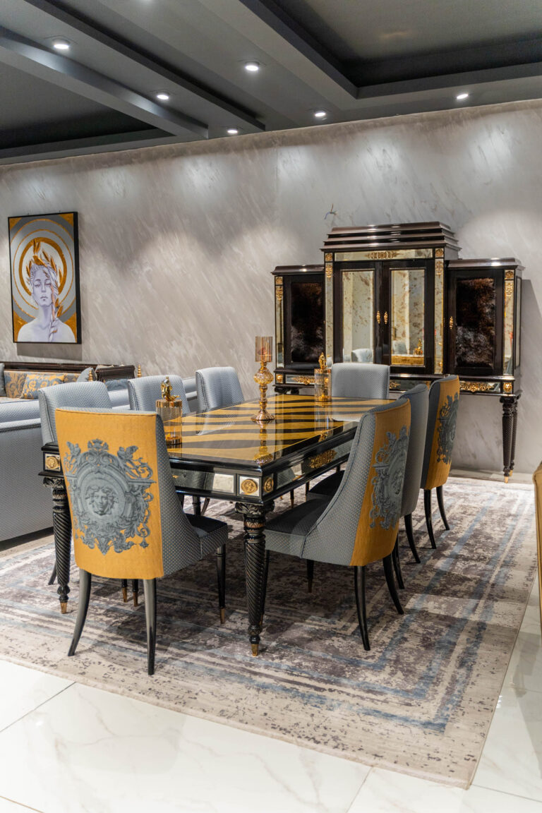 medusa dining room