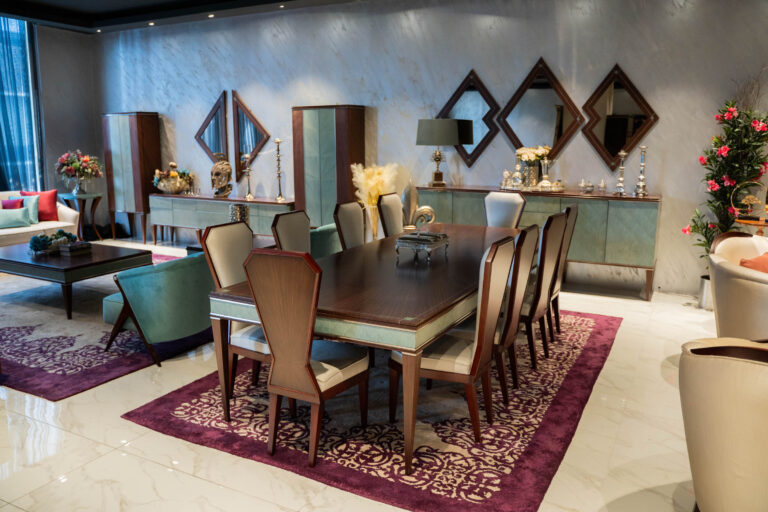 viola dining room